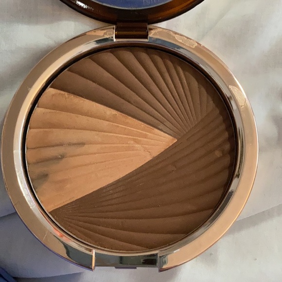 Bronze Goddess matte and glow bronzing trio - Picture 3 of 4